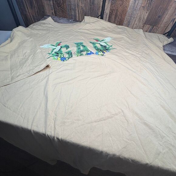 GAP x Raku Inoue Floral Hummingbird Graphic Tee – XXXL Tall - Picture 2 of 4